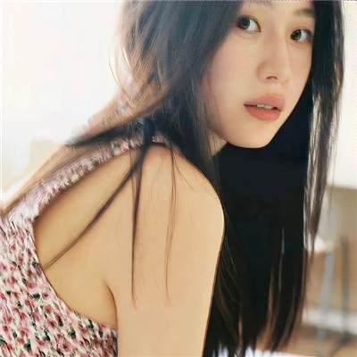 花月争辉